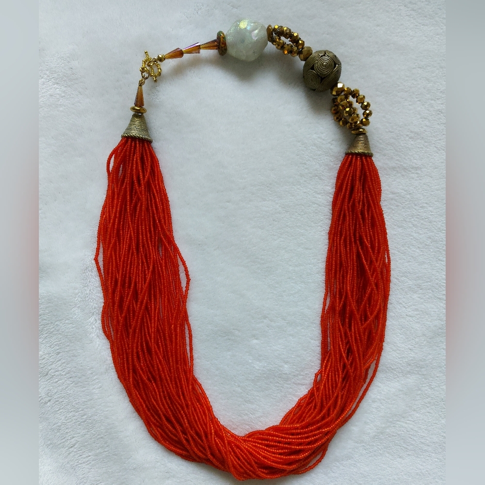 Beautiful Vintage Necklace Set